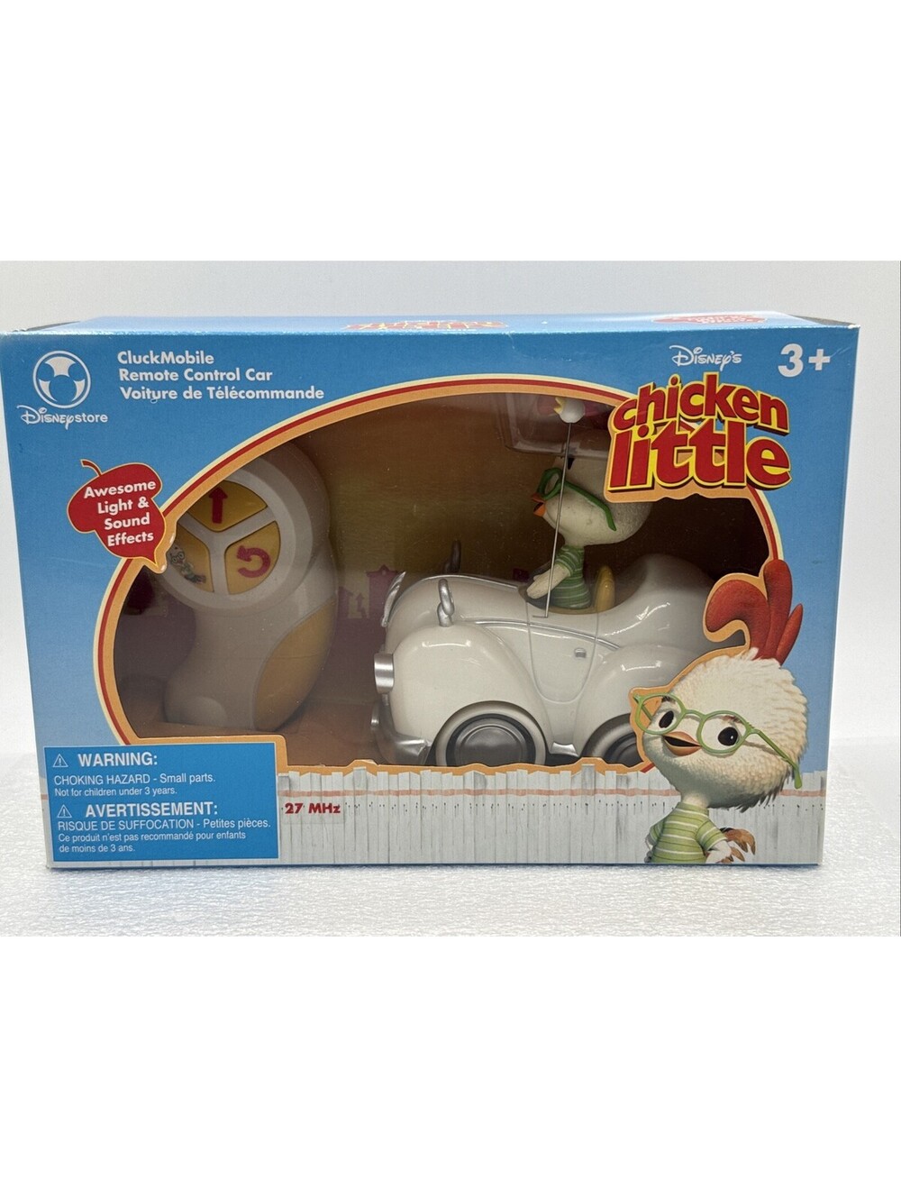 2005 Disney Store Chicken Little Cluck mobile Remote Control Car Sealed New
